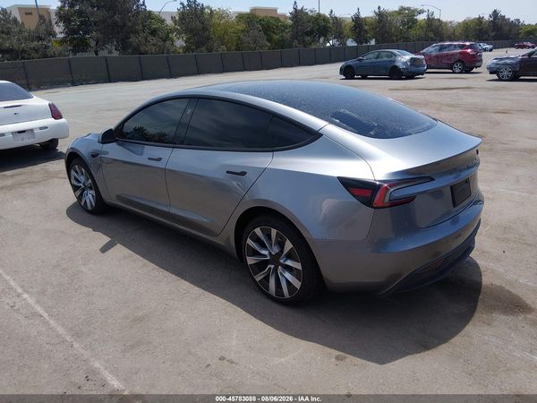 2026 TESLA MODEL 3 — I3