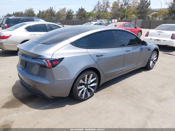 2026 TESLA MODEL 3 — I4