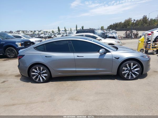 2026 TESLA MODEL 3 — I116