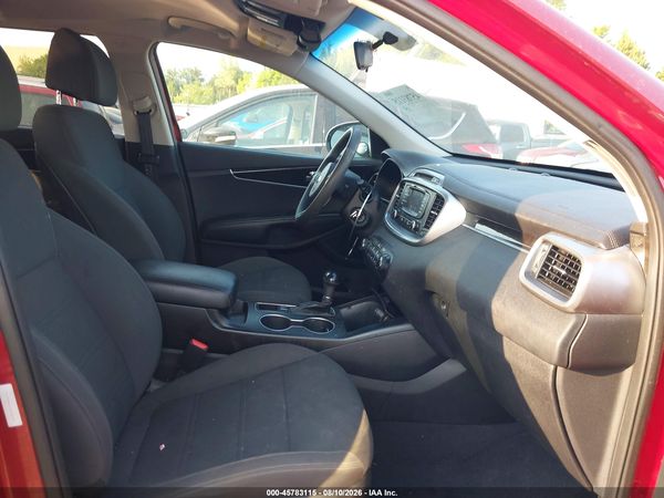 2017 KIA SORENTO 2.4L LX