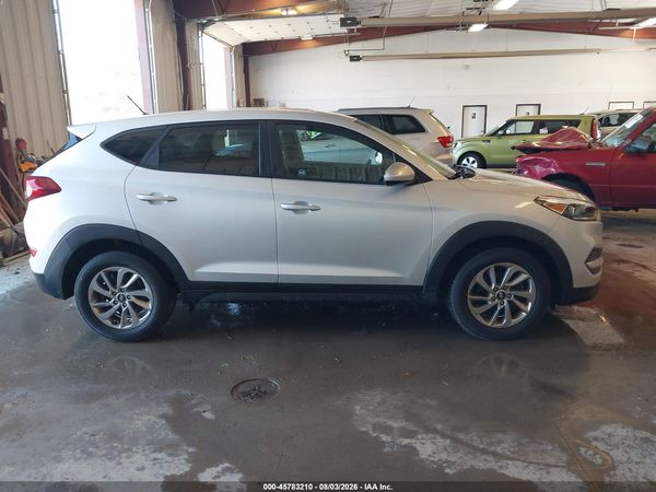 2018 HYUNDAI TUCSON SE