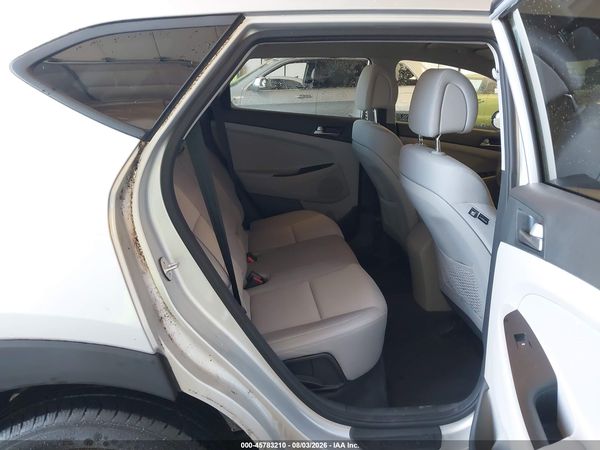 2018 HYUNDAI TUCSON SE