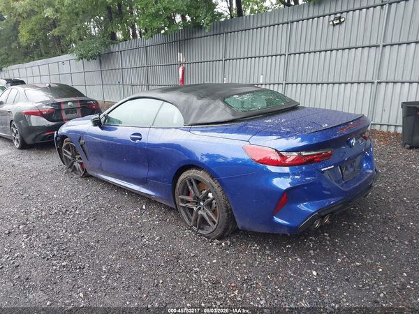 2025 BMW M8 COMPETITION