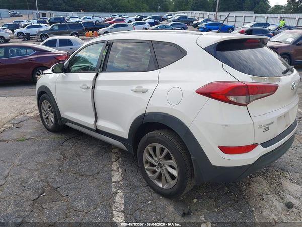 2017 HYUNDAI TUCSON SE