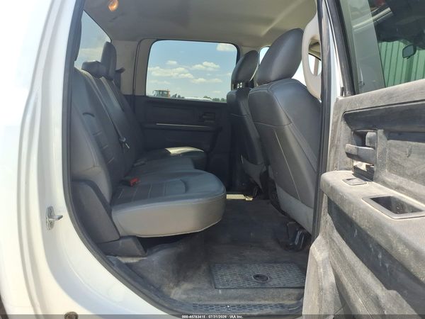 2018 RAM 2500 TRADESMAN  4X4 8' BOX — I8