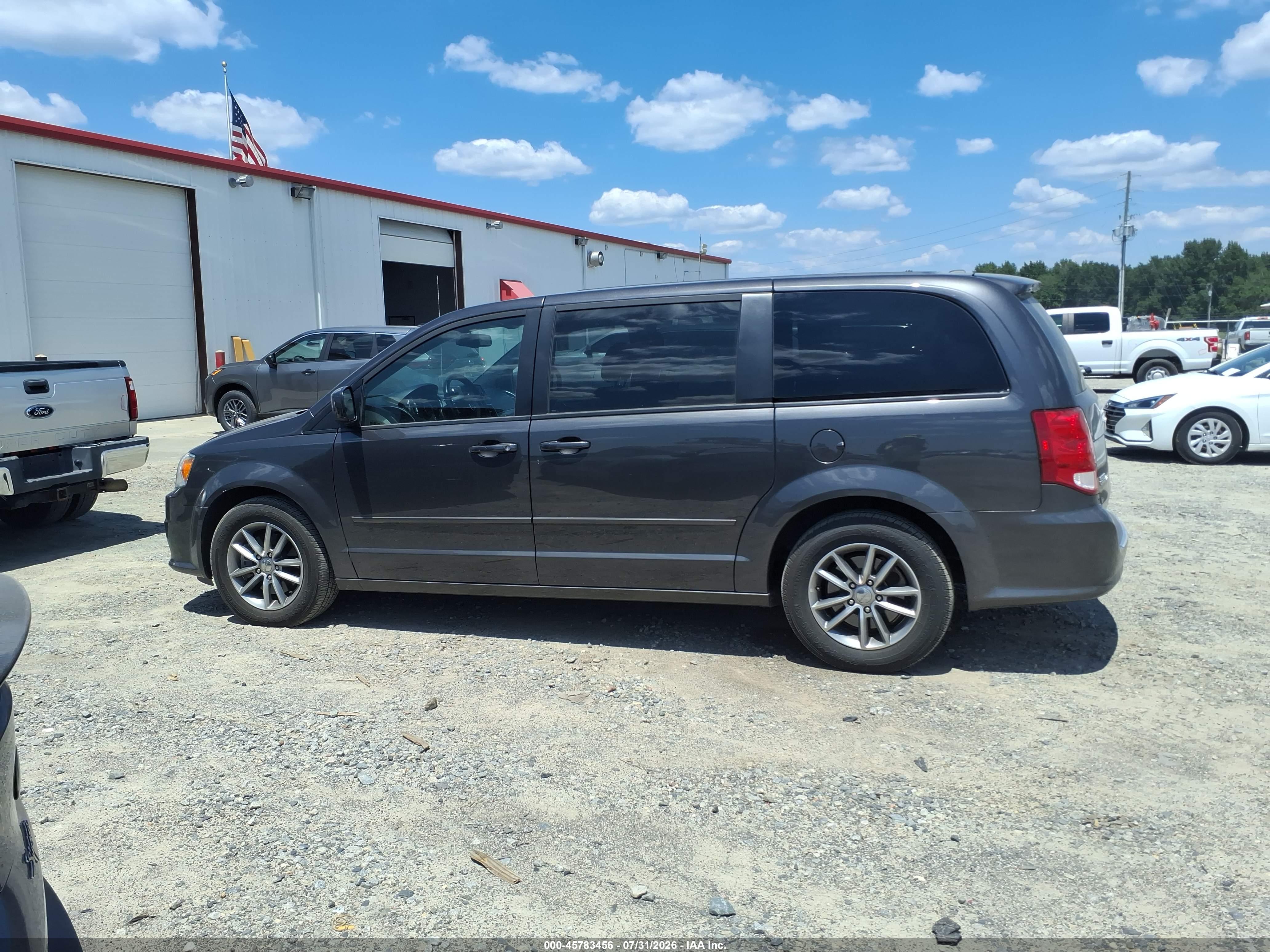 2016 DODGE GRAND CARAVAN SE PLUS