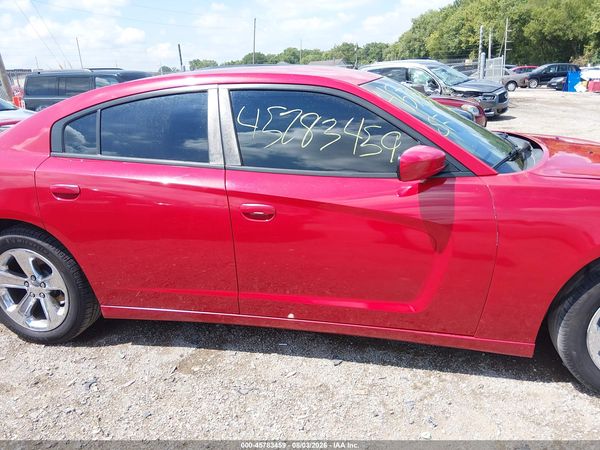 2012 DODGE CHARGER SE