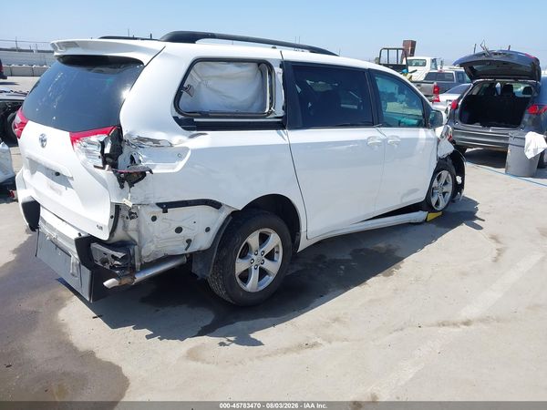 2016 TOYOTA SIENNA LE 8 PASSENGER