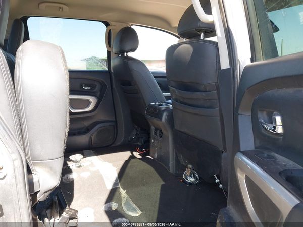 2020 NISSAN TITAN SV 4X2 — I8