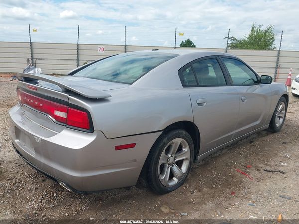 2013 DODGE CHARGER SE