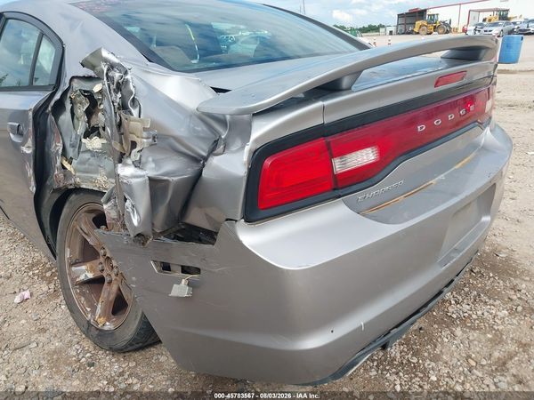 2013 DODGE CHARGER SE