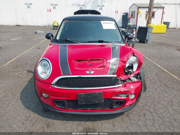 2012 MINI COOPER S