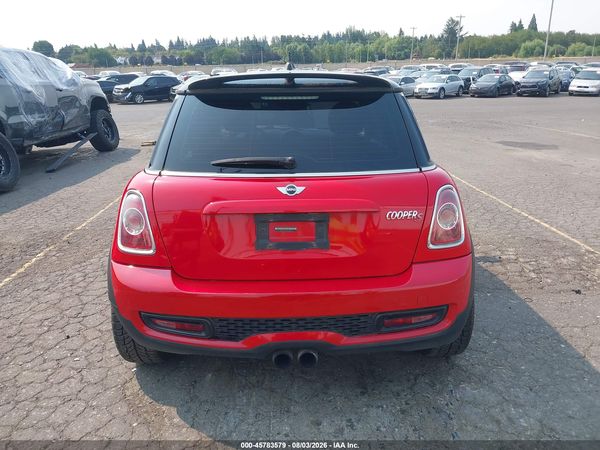 2012 MINI COOPER S