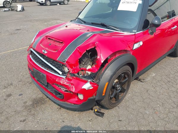 2012 MINI COOPER S