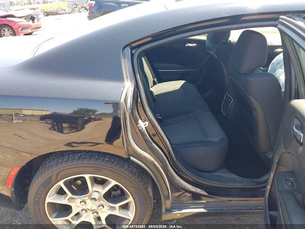 2015 DODGE CHARGER SXT