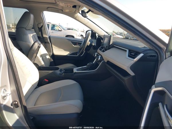 2021 TOYOTA RAV4 HYBRID XLE PREMIUM
