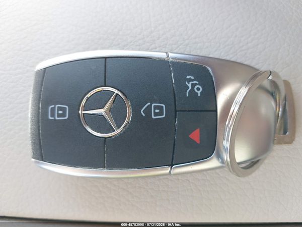 2021 MERCEDES-BENZ GLC 300 4MATIC SUV