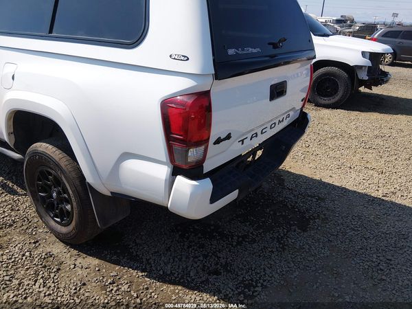 2022 TOYOTA TACOMA SR5 V6
