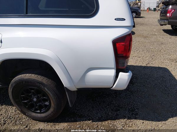 2022 TOYOTA TACOMA SR5 V6