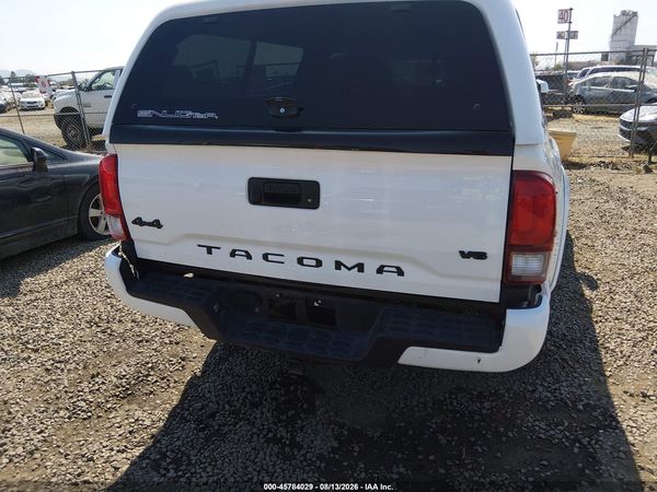 2022 TOYOTA TACOMA SR5 V6