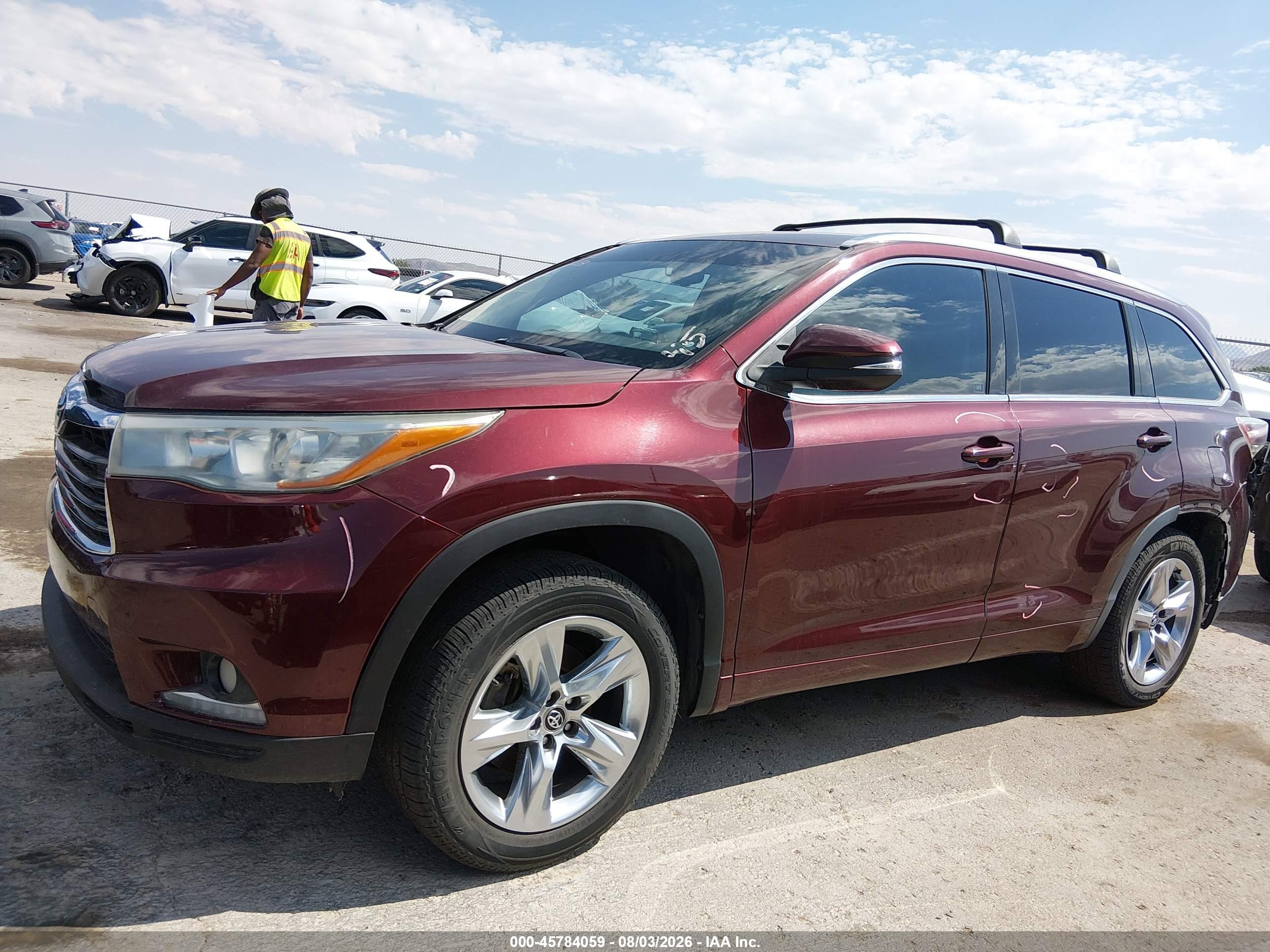 2016 TOYOTA HIGHLANDER LIMITED V6