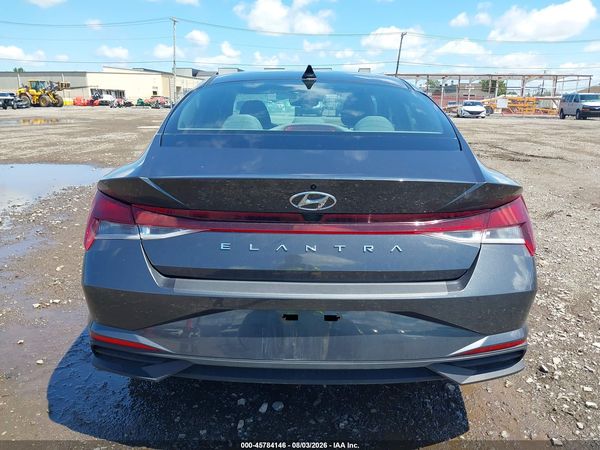 2022 HYUNDAI ELANTRA SEL