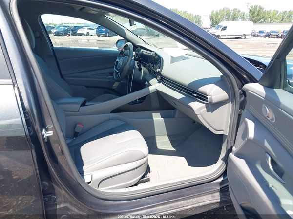 2022 HYUNDAI ELANTRA SEL
