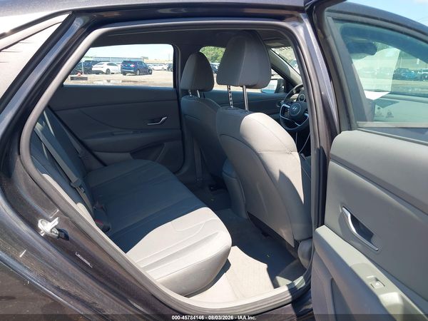 2022 HYUNDAI ELANTRA SEL