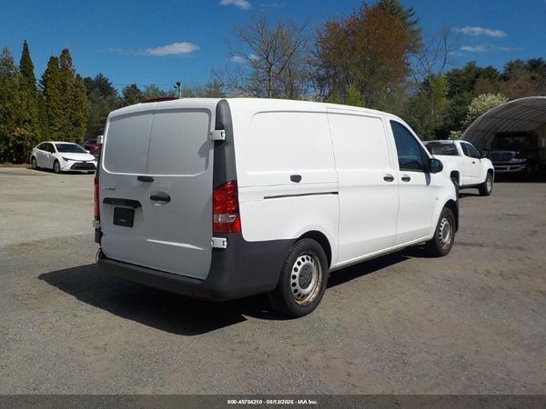 2019 MERCEDES-BENZ METRIS