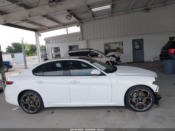 2023 ALFA ROMEO GIULIA TI RWD