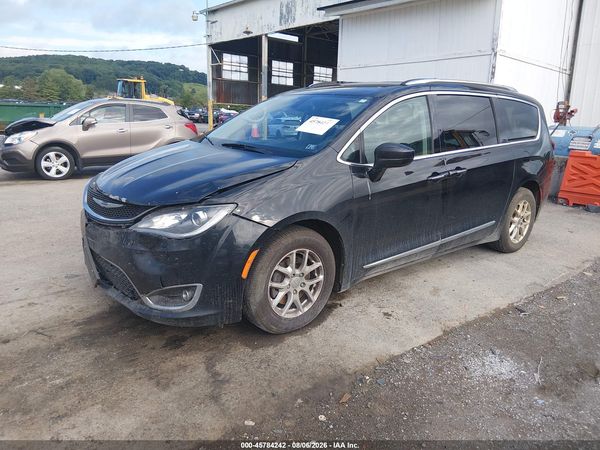 2020 CHRYSLER PACIFICA — I2