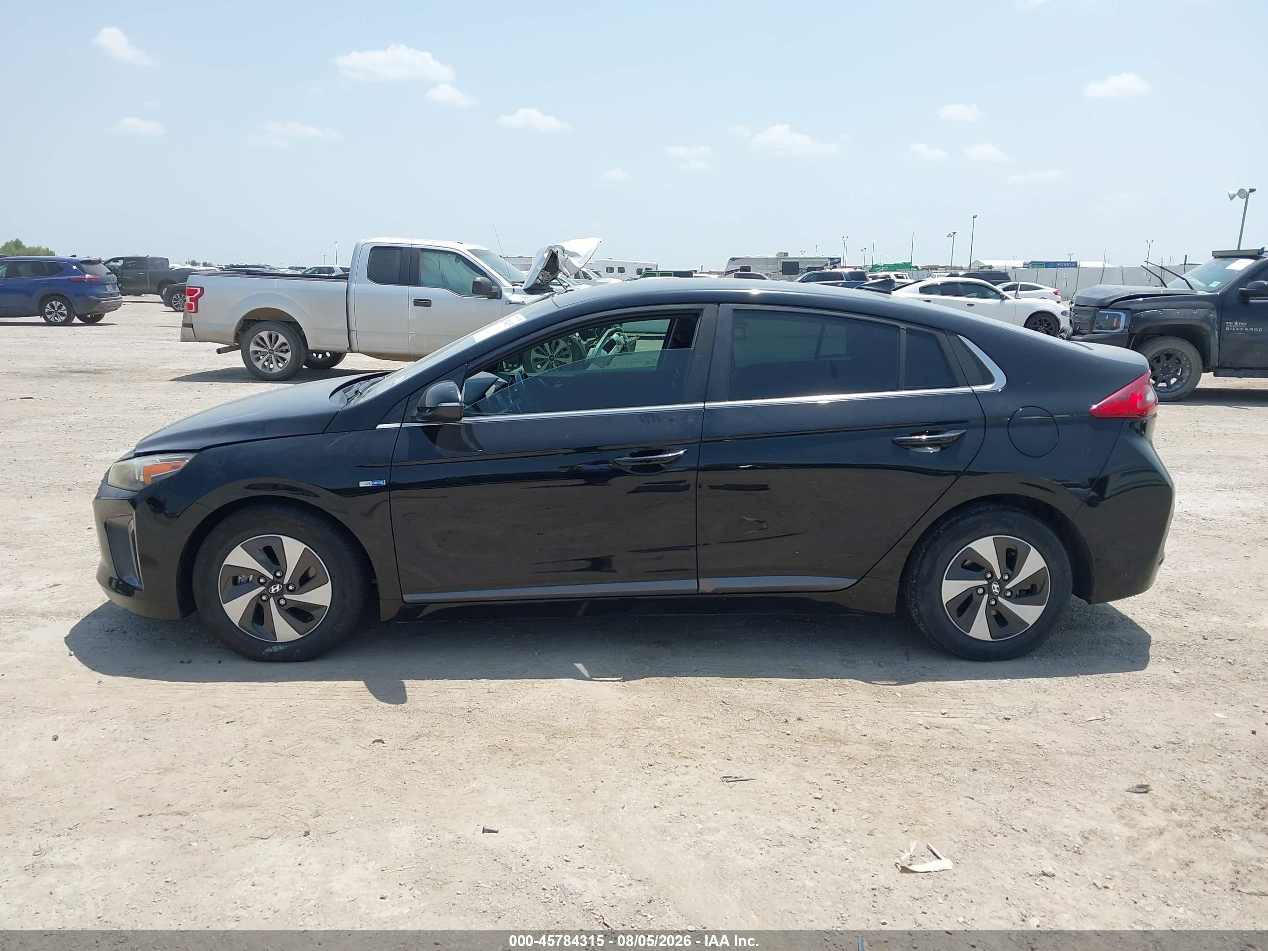 2019 HYUNDAI IONIQ HYBRID SEL