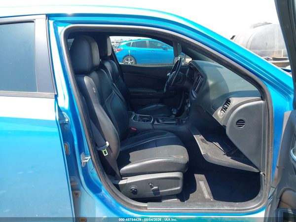 2016 DODGE CHARGER SXT