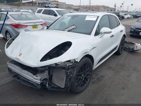 2018 PORSCHE MACAN GTS