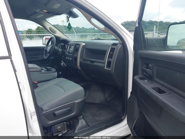 2017 RAM 3500 TRADESMAN  4X4 8' BOX
