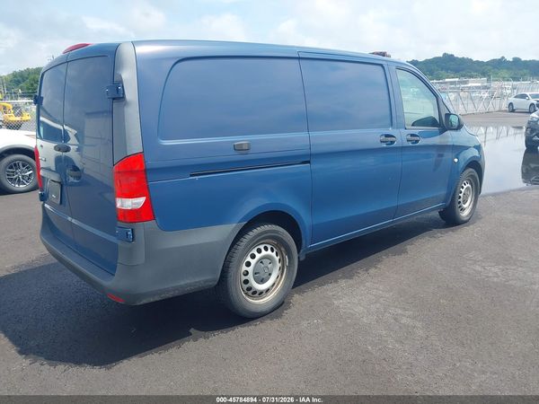 2019 MERCEDES-BENZ METRIS