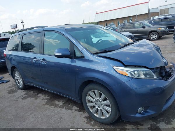 2017 TOYOTA SIENNA — I116
