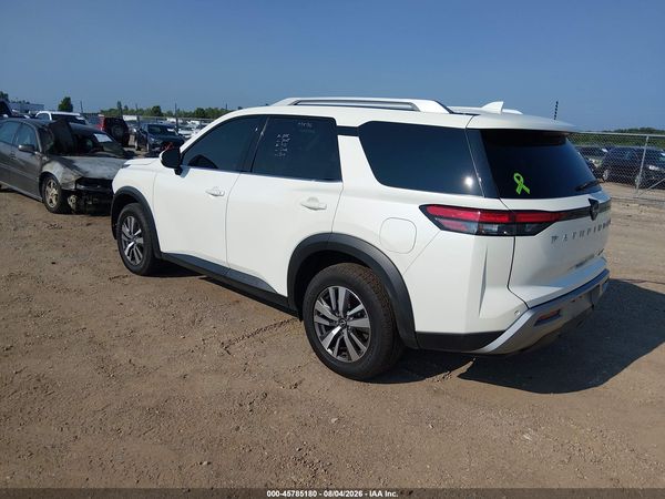 2023 NISSAN PATHFINDER SL 4WD — I3