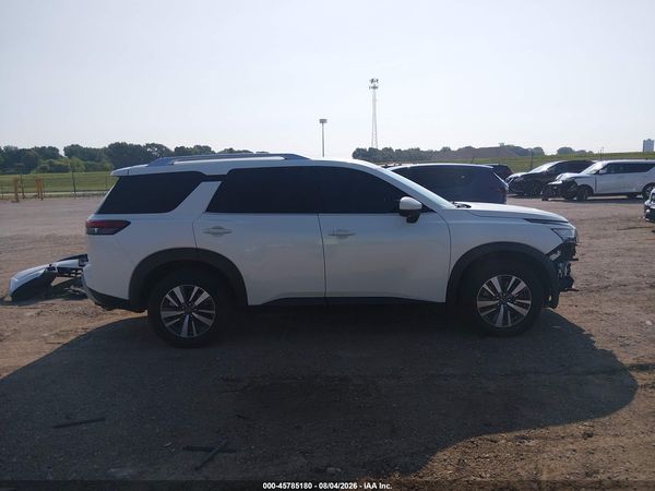 2023 NISSAN PATHFINDER SL 4WD — I116