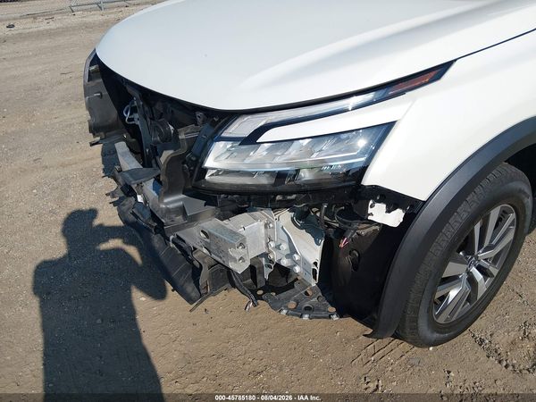 2023 NISSAN PATHFINDER SL 4WD — I152
