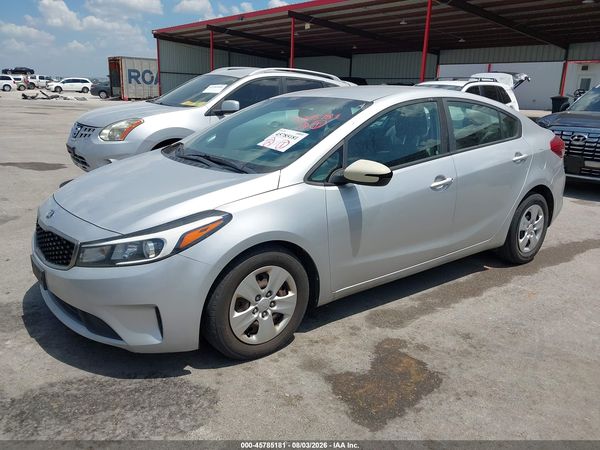 2017 KIA FORTE LX