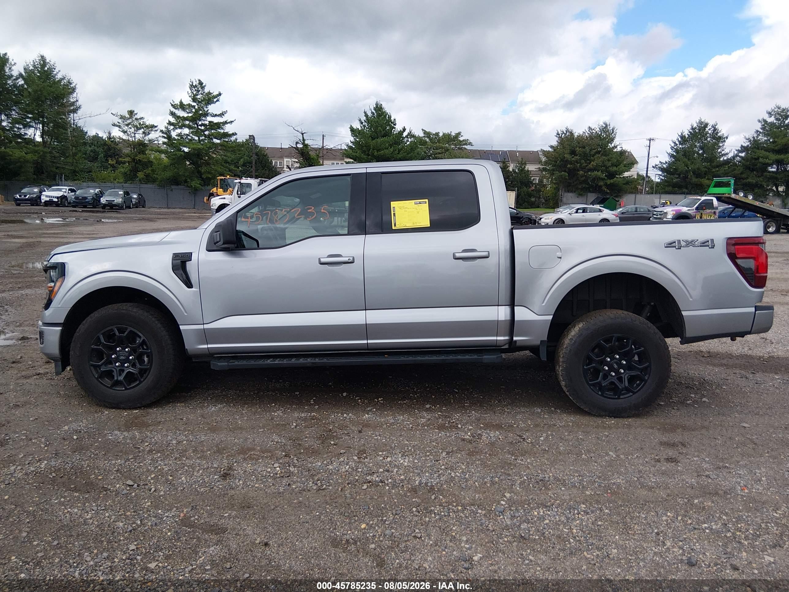 2025 FORD F-150 XLT