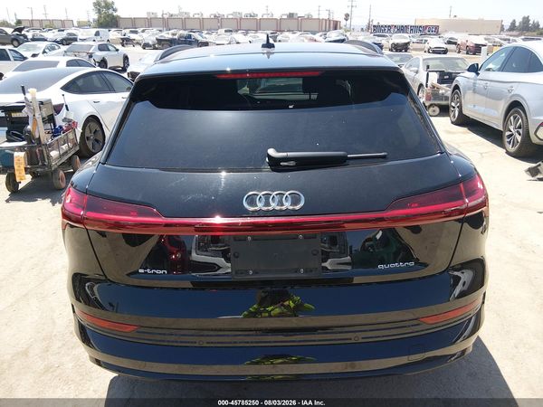 2022 AUDI E-TRON PREMIUM QUATTRO