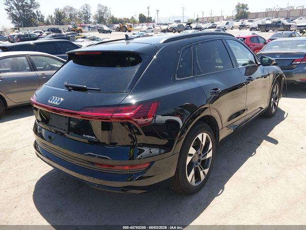 2022 AUDI E-TRON PREMIUM QUATTRO