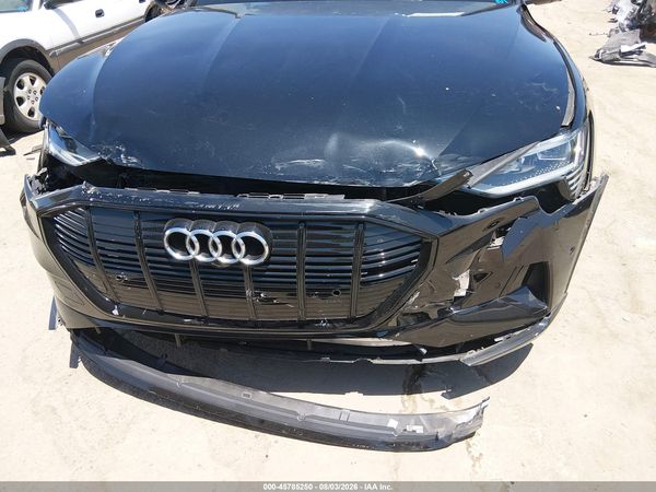 2022 AUDI E-TRON PREMIUM QUATTRO