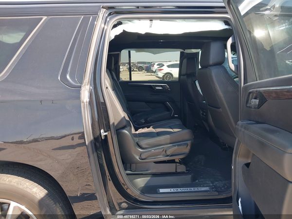 2025 CHEVROLET SUBURBAN 4WD Z71 — I8