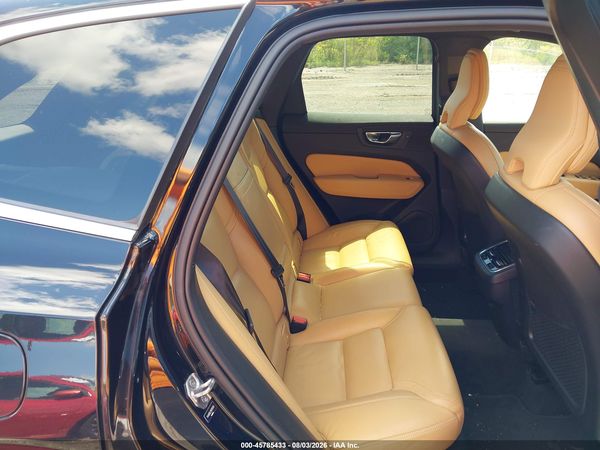 2021 VOLVO XC60 T5 INSCRIPTION