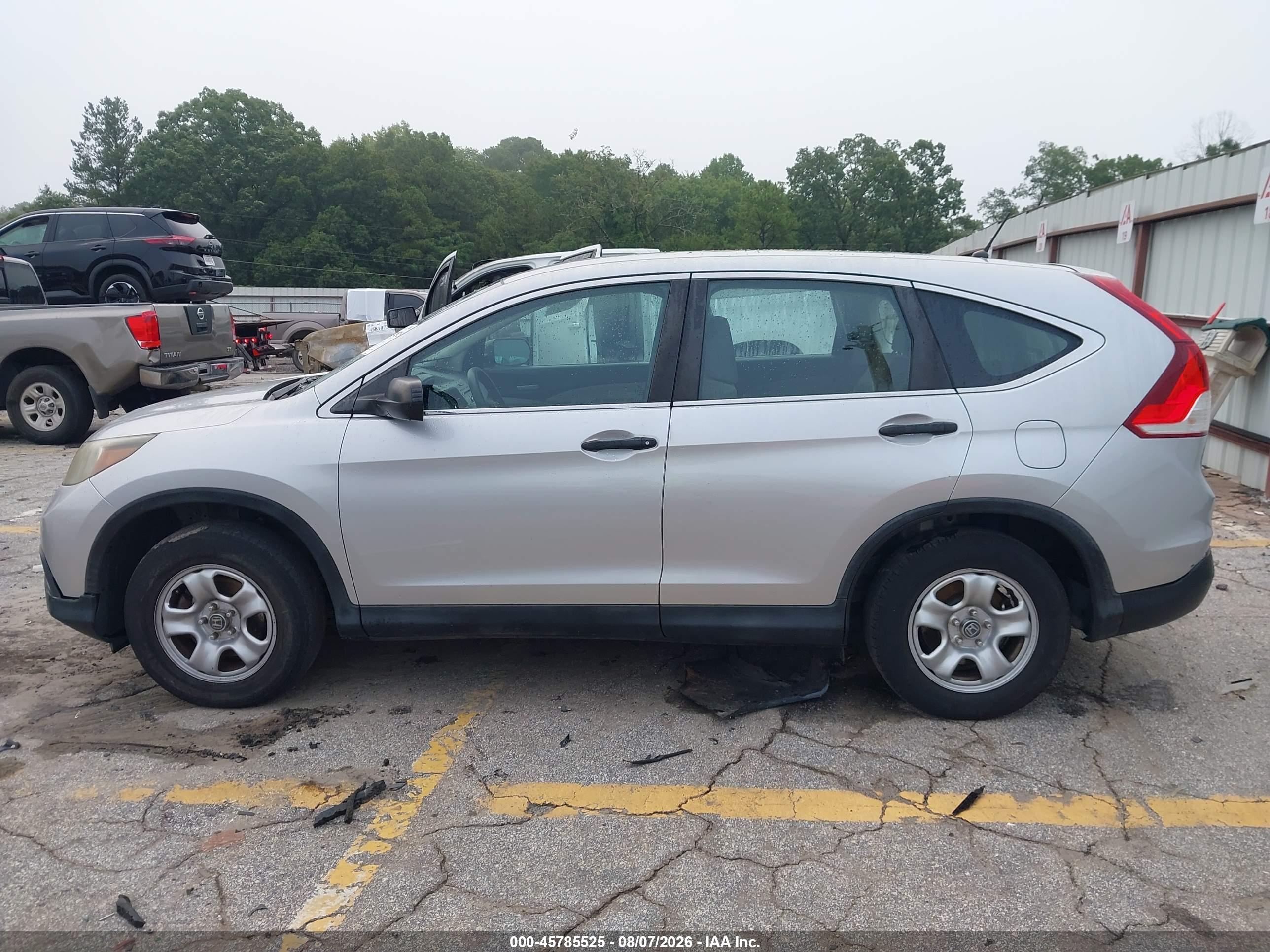 2013 HONDA CR-V LX