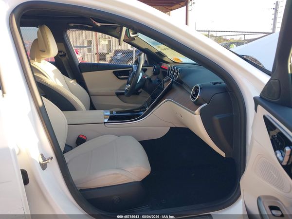 2024 MERCEDES-BENZ C 300