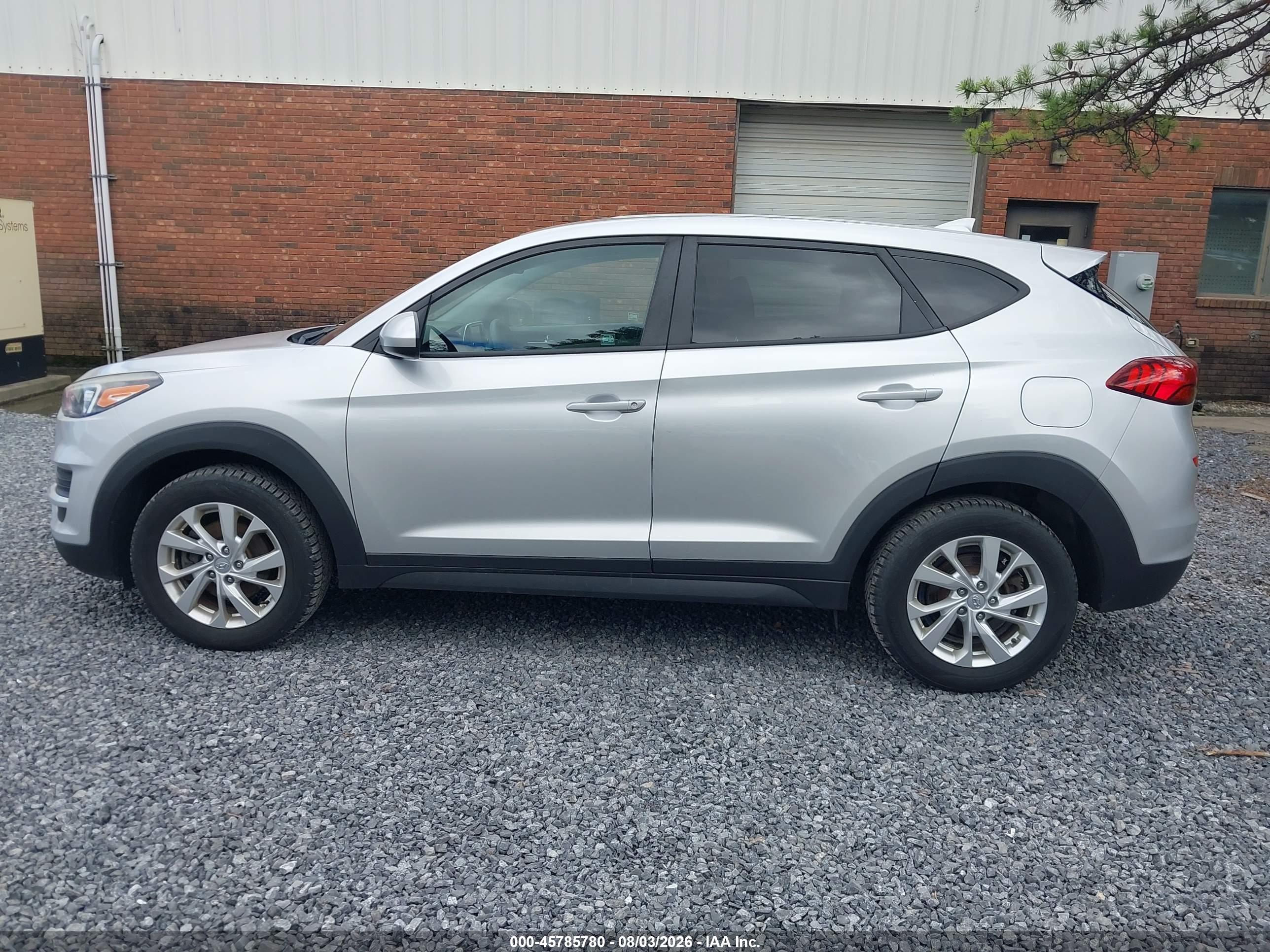 2019 HYUNDAI TUCSON SE